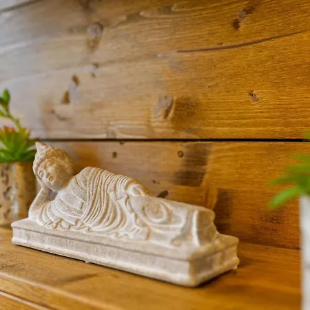 Serene Holiday In With Balcony Vakantiehuis *